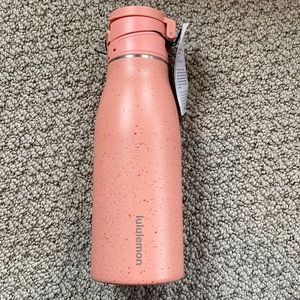 Lululemon water bottle